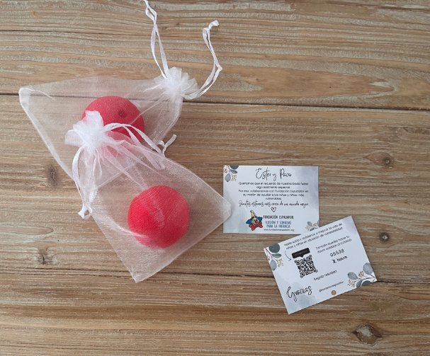 Pack Narices de payaso de gomaespuma (color rojo) con tarjeta de Fundación Espadafor personalizada con el nombre de los novios o anfitriones
